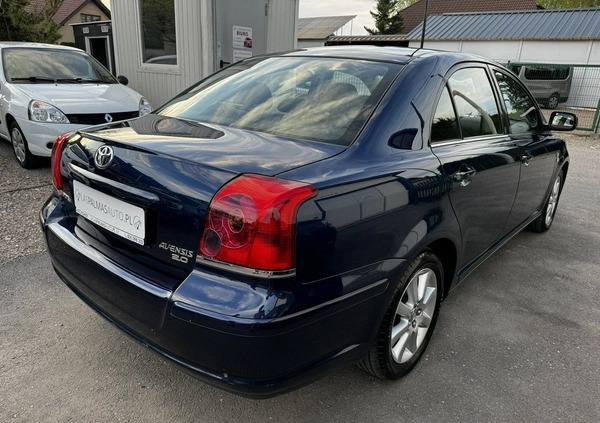Toyota Avensis cena 13500 przebieg: 190000, rok produkcji 2003 z Sępopol małe 211
